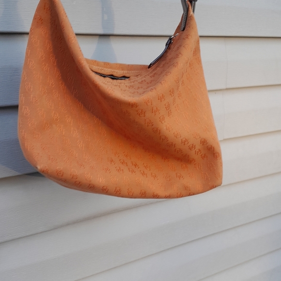 Dooney & Bourke Hobo Orange Shoulder Bag VGUC - Picture 4 of 11